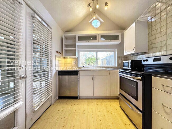 Foto del edificio - 4118 Wyandot St