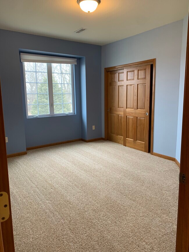 Bedroom #2 - 758 Bridlewood Dr