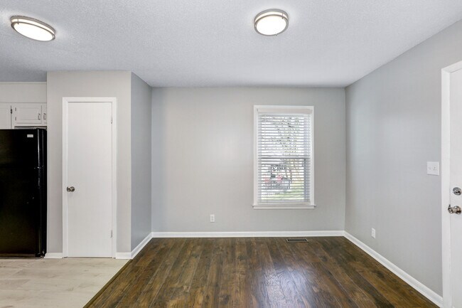 Foto del edificio - 1601 Wells Ave SE