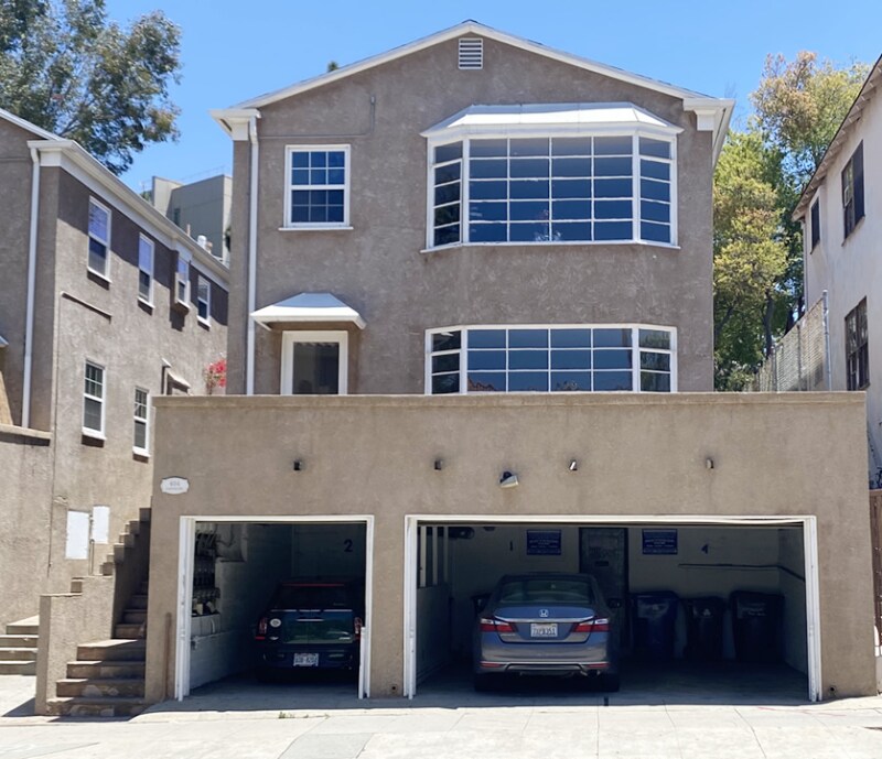 Primary Photo - 404 Landfair Ave