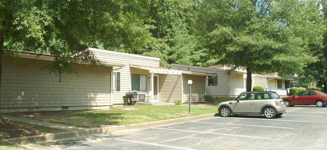 Building Photo - Brookdale Apartments