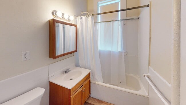 Foto del edificio - 1687 Commonwealth Ave