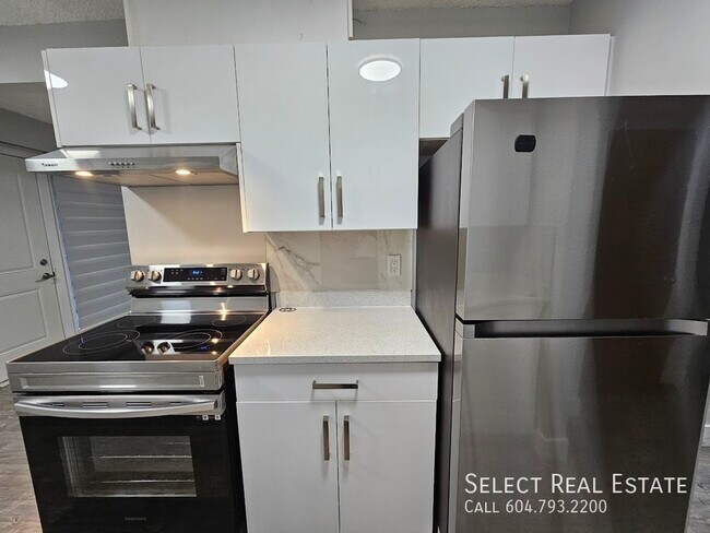 Photo du bâtiment - 46117 Gore Avenue6