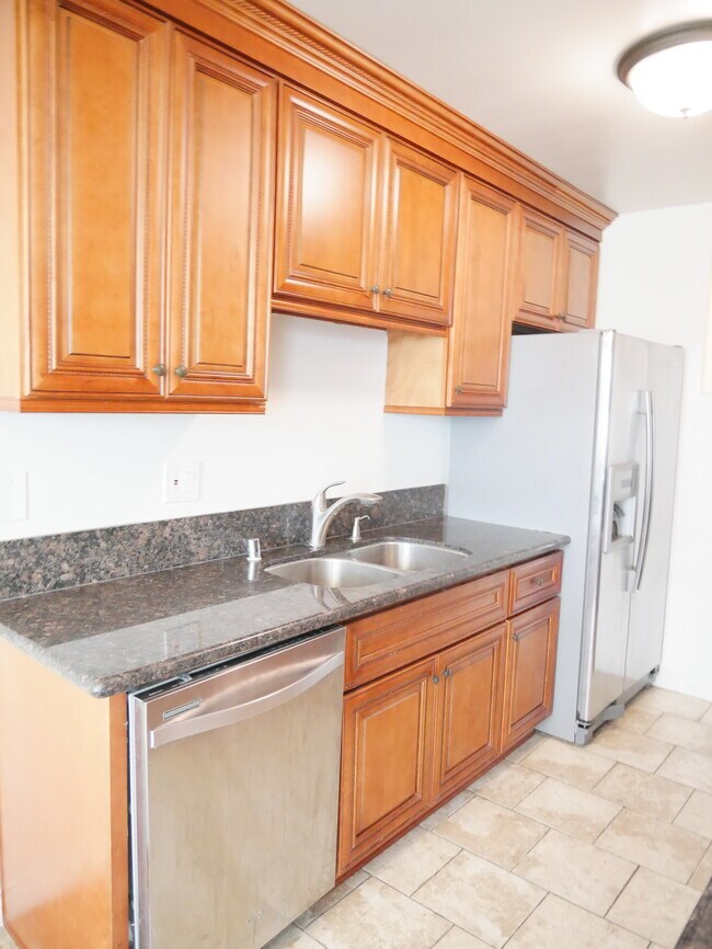 Foto del edificio - 1166 Amherst Ave