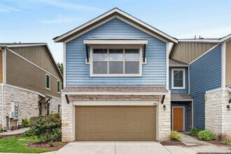 Building Photo - 516 E Slaughter Ln