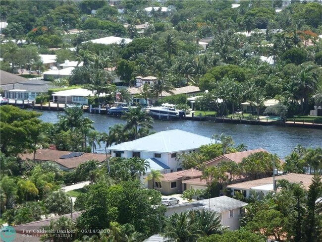 Foto del edificio - 111 Briny Ave