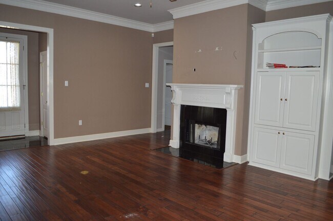 Foto del edificio - $1000 off with approved application! Fanta...