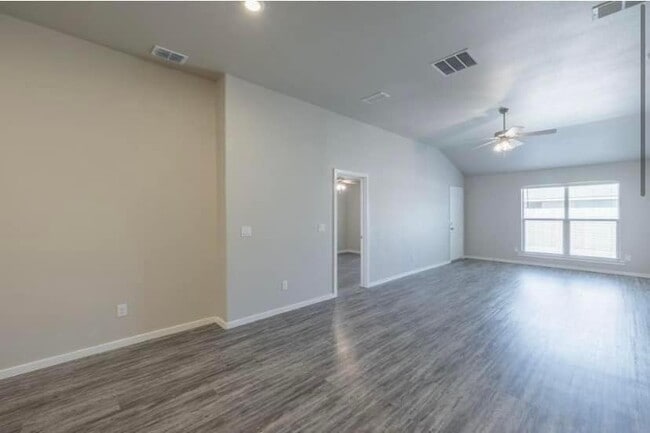 Building Photo - 2109 N Avenue K
