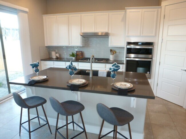Building Photo - Three Bedroom, Single Story, in Gated Comm...