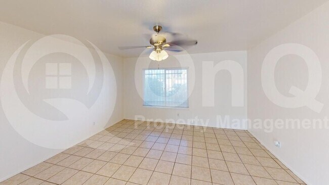 Foto del edificio - 3840 N 43rd Ave