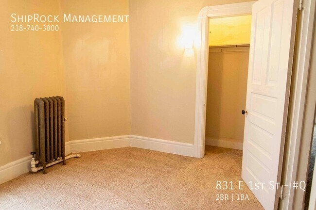 Foto del edificio - 831 E 1st St