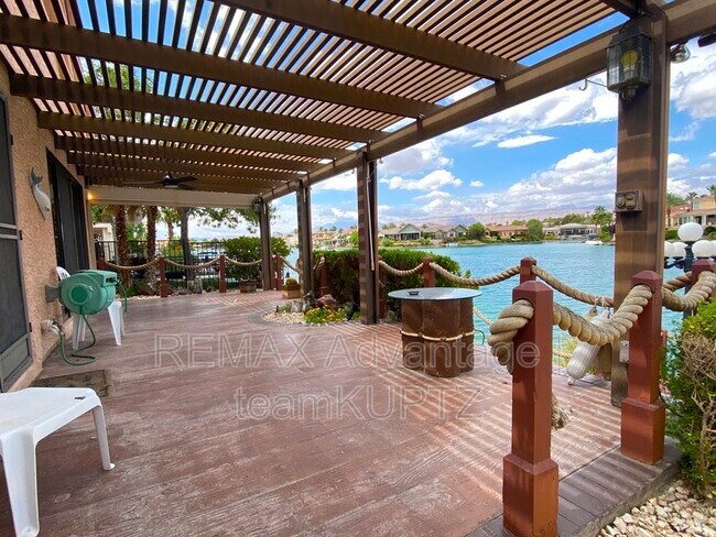 Building Photo - 3013 W Waterside Cir