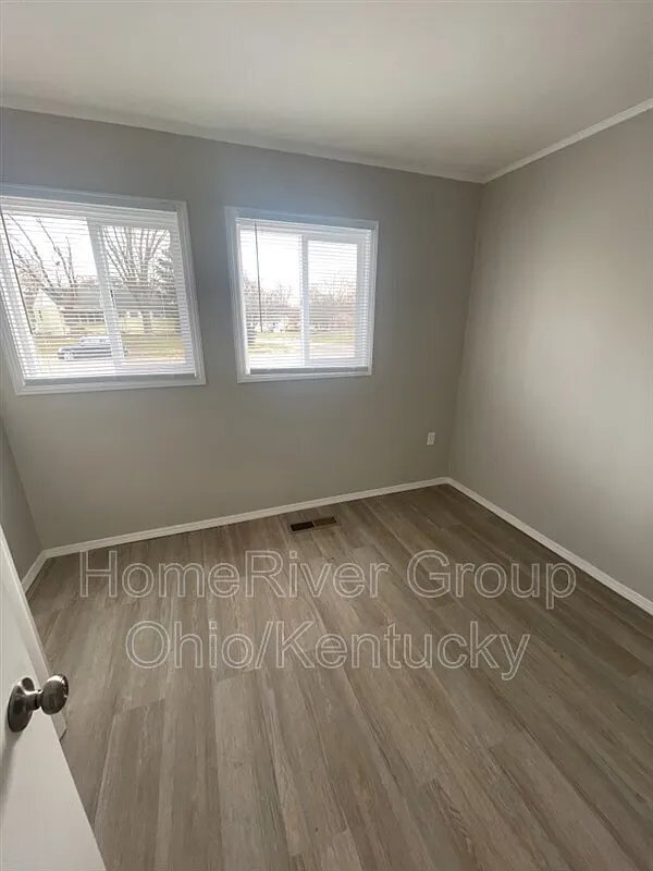 Foto del edificio - 1385 Guenther Rd