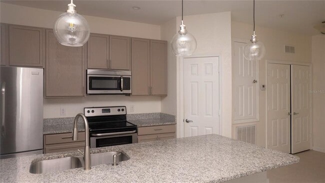 Building Photo - 6466 Cava Alta Dr