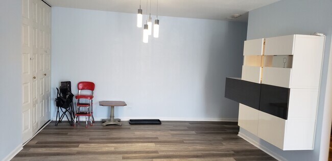 Foto del edificio - 4731 St Joseph Creek Rd
