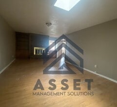 Building Photo - 2528 SW 103rd St