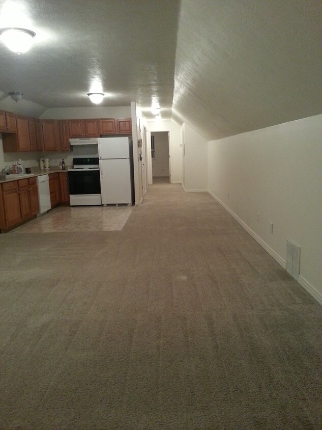 712 Laurelwood Dr Unit B, Kaysville, UT 84037 Apartments in Kaysville