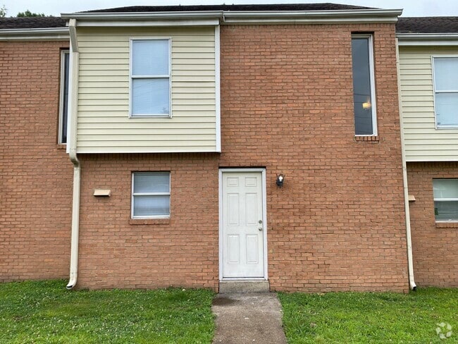 Building Photo - 884 Old Hickory Blvd