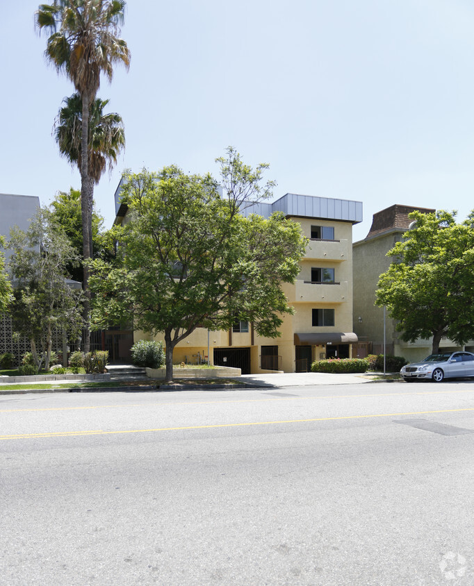 418 S Commonwealth, ¡alejado - 418 S Commonwealth Ave
