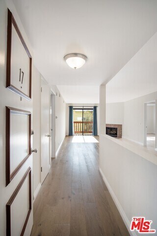 Building Photo - 9737 Charnock Ave