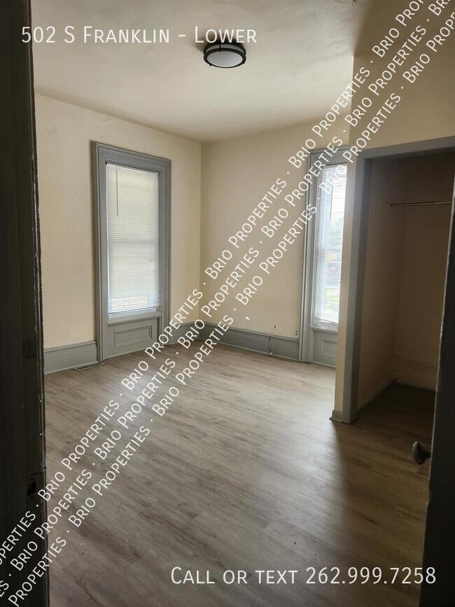 Building Photo - 502 S Franklin St