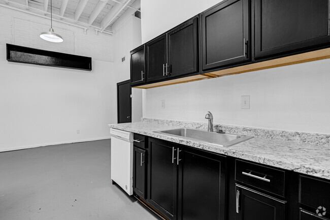 Studio 1 BA 1,600 SF - Kitchen - Cedars Park Lofts