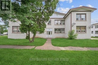 Building Photo - 145-145 North Service Rd E