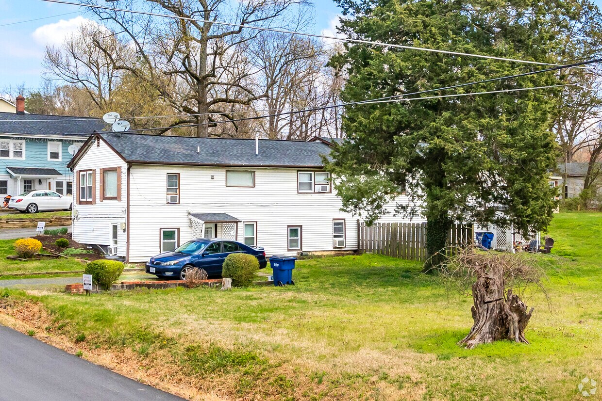 Foto principal - 18629 Amidon Ave