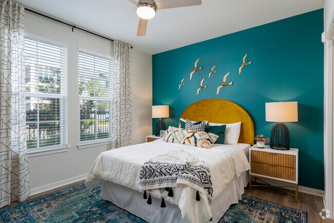 2HAB, 2BA - 1164 ft² - Corban Freedom Apartments