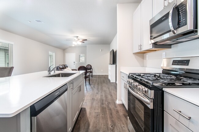 Foto del edificio - 11599 Lazy Oak Crk Dr