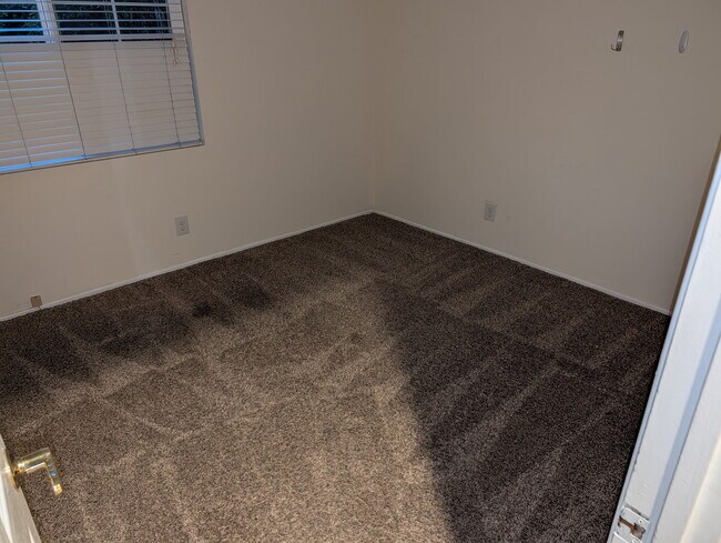 Foto del edificio - 3649 Birdsong Ave