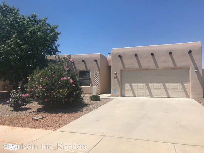 Building Photo - 3 br, 2 bath House - 5859 Habanero Dr.