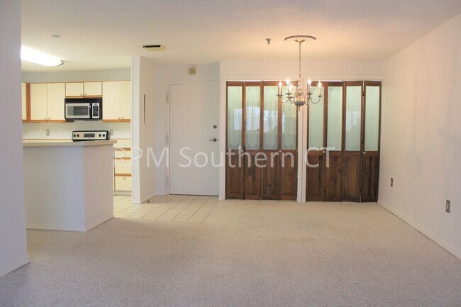 Foto del edificio - Desirable Wallingford Condo for Rent