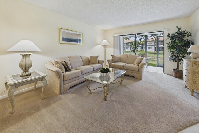 Foto del edificio - 15451 Pembridge Dr