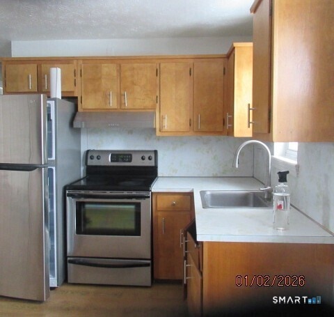 Foto del edificio - 152 Surrey Dr