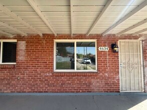 Building Photo - 4634 E Montecito St