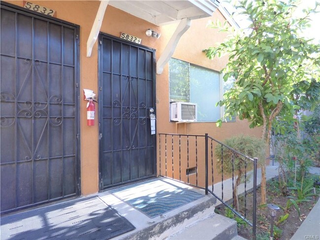 Building Photo - 5832 Camerford Ave