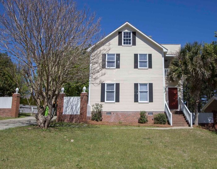 Primary Photo - Charleston Style Home Now Available!
