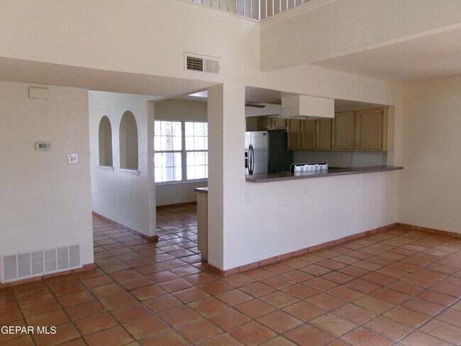 Building Photo - 7364 Golden Hawk Dr