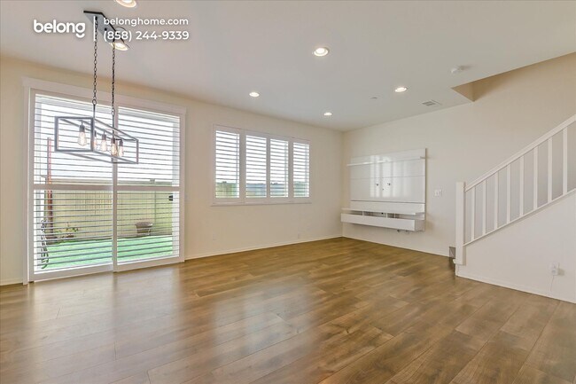 Building Photo - 5493 San Roberto
