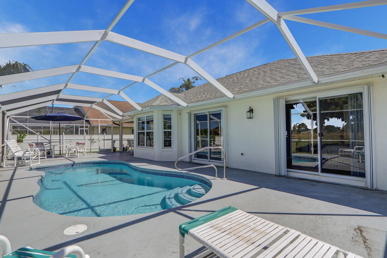 192 SW Dalton Cir, Port Saint Lucie, FL 34953 House Rental in Port