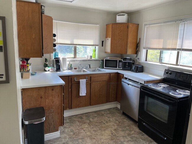 Foto del edificio - 336 N Washington St