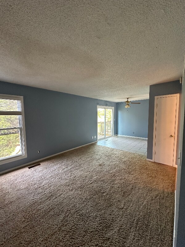 Foto del edificio - 2117 Quail Creek Dr
