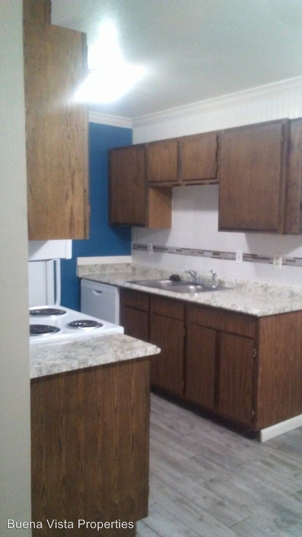 Foto del edificio - 6502 Spring Branch St