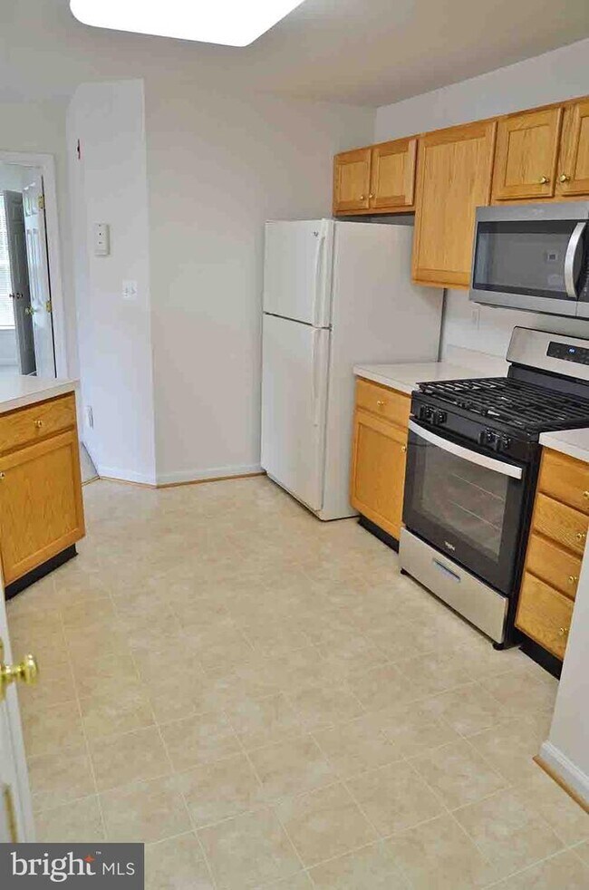 Foto del edificio - 502 Bradley Ct