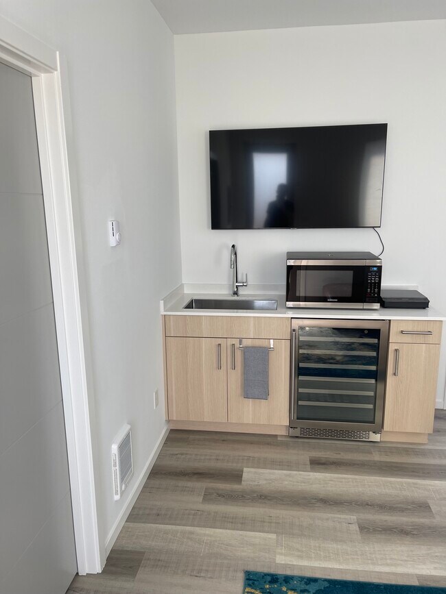 Foto del edificio - 8447 Delridge Wy SW