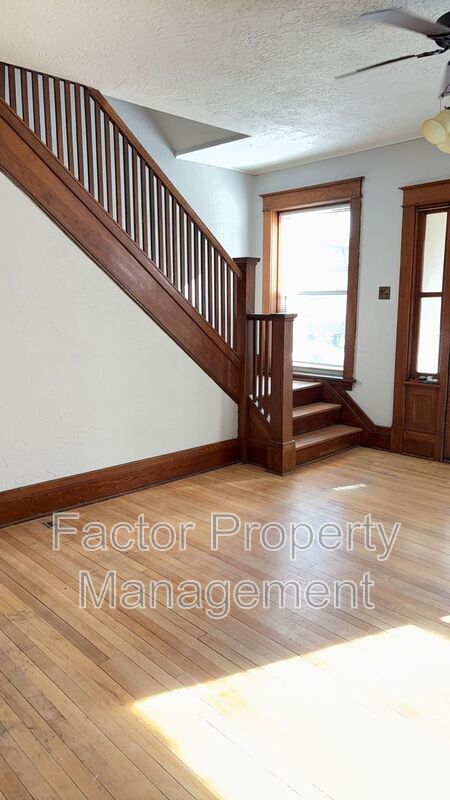 Photo - 122 Parsons St Townhome