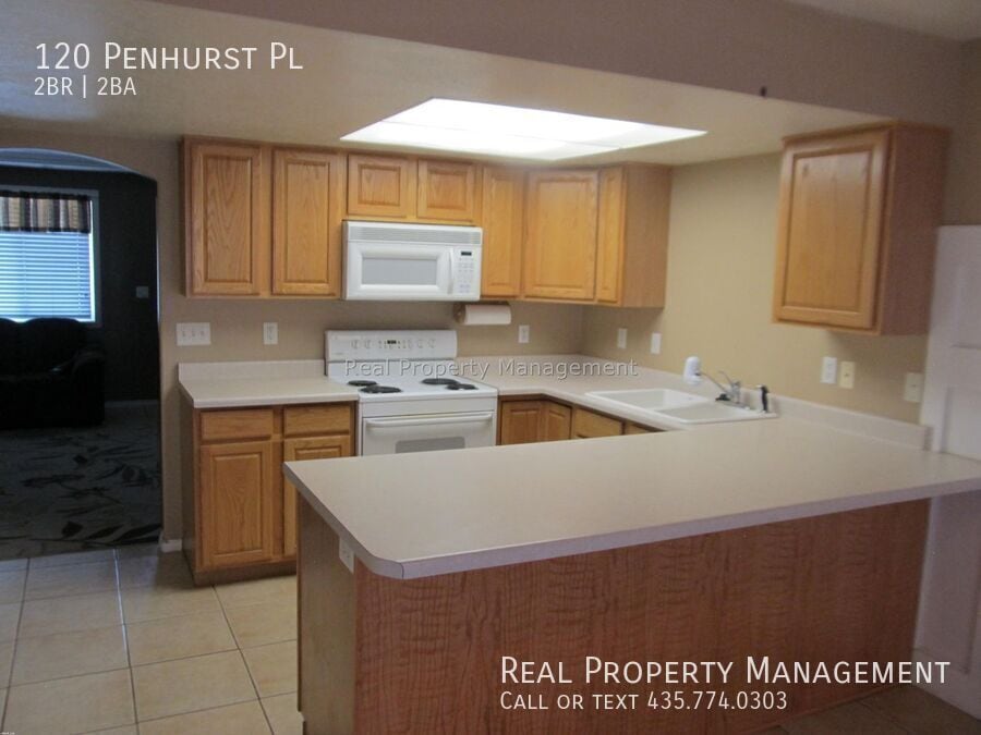 Building Photo - 120 Penhurst Pl