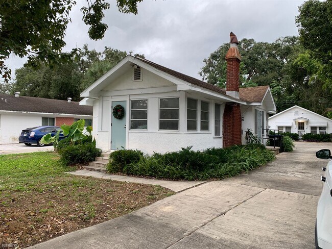 Building Photo - 1 br, 1 bath Duplex - 1912 Chamberlin Stre...