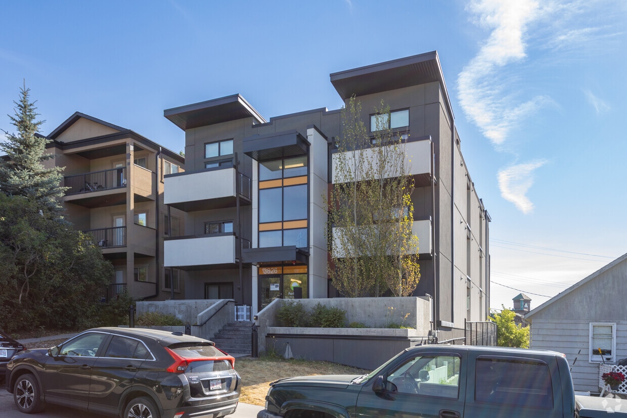 Building Photo - Parkhill II